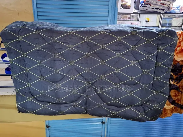 Single Woolen Duvet 5x6 - Warm & Comfortable - 1