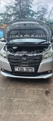 Toyota Noah 2015 Silver - 1