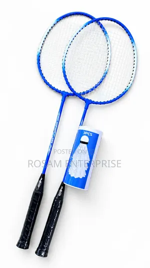 Tennis Racket with 3 Balls