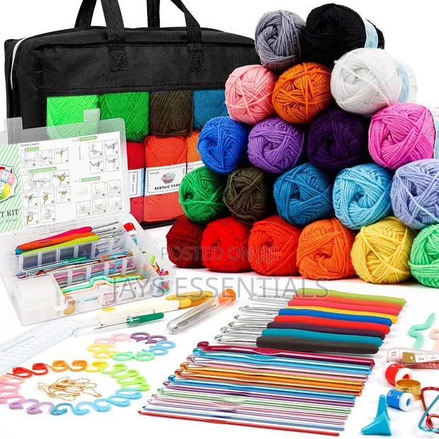 113pc Crochet Kit na Yarn Gift Set - 1