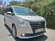 Toyota Noah 2015 Silver - 1