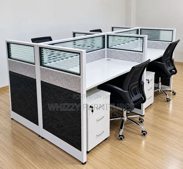 4-Way Office Workstation yenye Drawers & Partitions - 1