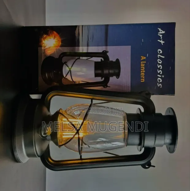 Solar Vintage Classic Lantern Light - 1