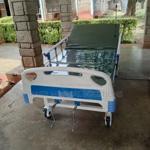 Kitanda cha Hospitali cha Crank Mbili