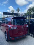 Toyota Sienta 2019 Nyekundu - 5