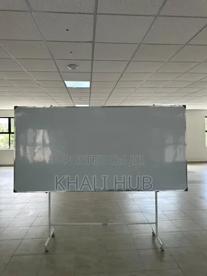 Whiteboard Nzito 8ft x 4ft na Stendi