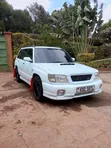 Subaru Forester SF 2.5 S 2002 Nyeupe - 3