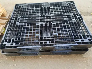 Plastic Pallet - Mpya Kabisa