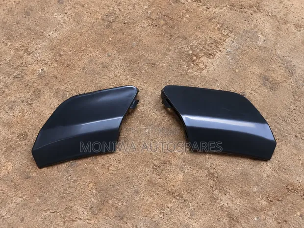 Toyota Harrier 2014 Towing Cover - 1