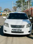 Toyota Axio 1.5 G 2WD 2010 Nyeupe - 1