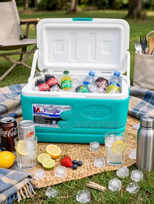 Pacific Cooler Box 32L - Teal Turquoise