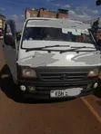 Toyota HiAce 1998 Nyeupe - 1