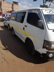 Toyota HiAce 1998 Nyeupe - 2
