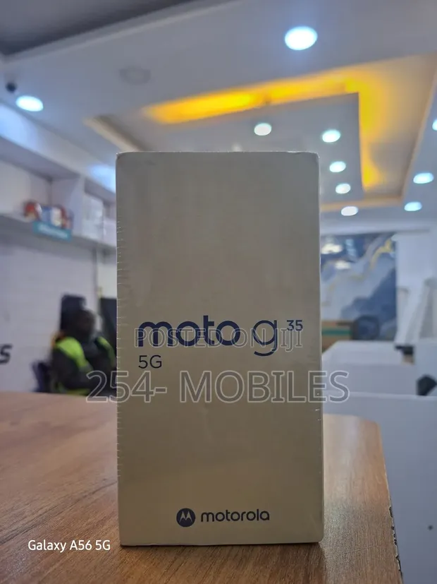Motorola Moto G35 Mpya 128GB Kijani - 1