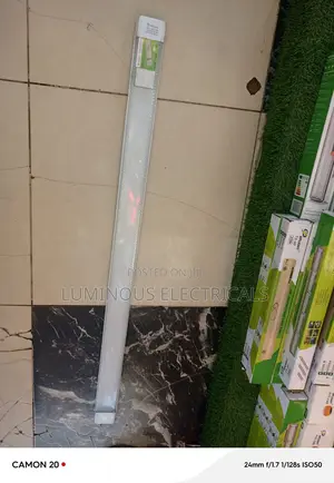 Super Bright 90W 4ft LED Diffuser Tube Light