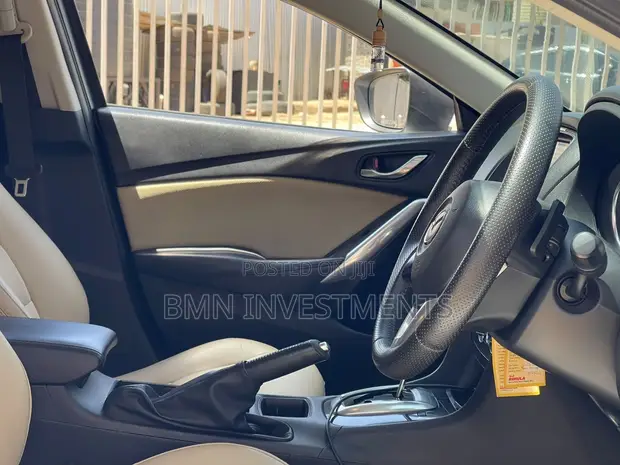 Mazda Atenza 2015 - 1