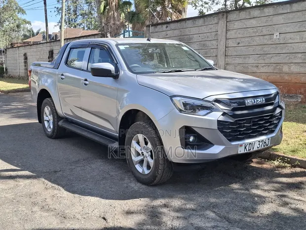 Isuzu D-MAX 2025 Mpya Silver - 1