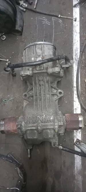 Differential ya Nissan X-Trail NT32