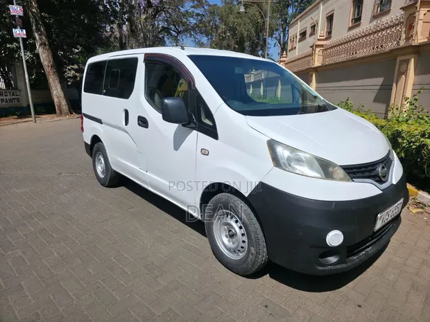 Nissan NV200 2012 Panel Van - 1