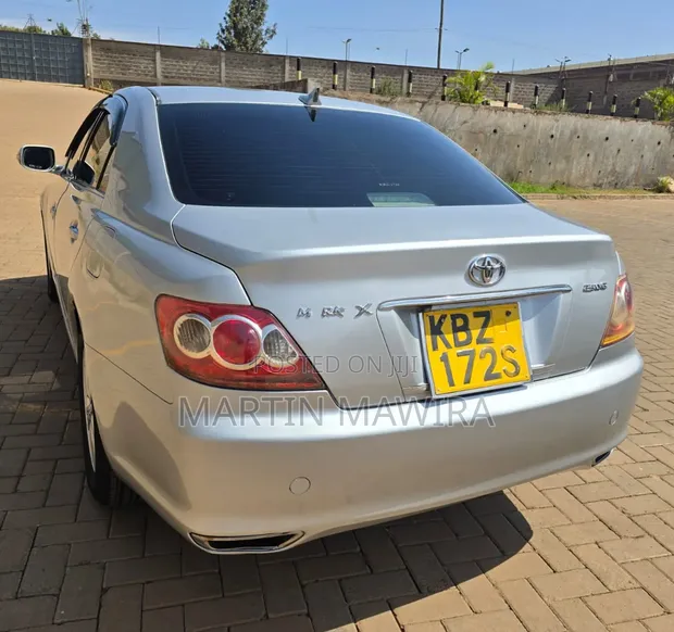 Toyota Mark X 2007 Nyeupe - 1