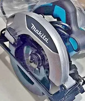 9" Makita Electric Circular Saw (2000W)