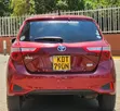 Toyota Vitz 1.5 FWD Hybrid 2019 Nyeusi - 4