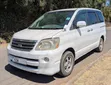 Toyota Noah 2006 Nyeupe - 1