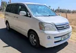 Toyota Noah 2006 Nyeupe - 2