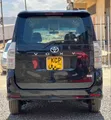 Toyota Voxy X 2WD 7-Seater 2010 Black - 4