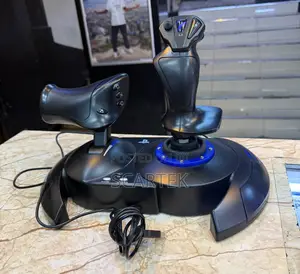 Thrustmaster T.Flight HOTAS 4