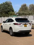 Toyota Harrier 2.0 SUV 2017 White - 5