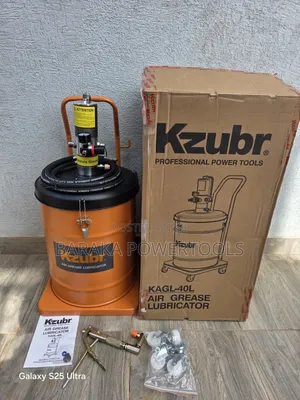 Kzabur Grease Bucket 40 Litres
