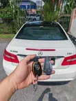 Ufunguo wa Chrome wa Mercedes-Benz E 200 - 2