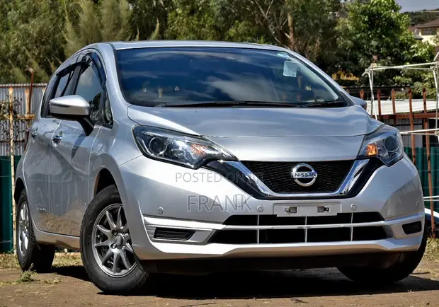 Nissan Note 2019 Silver - 1