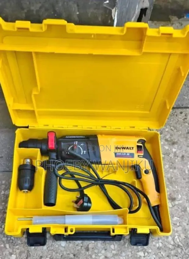 Brand New Dewalt 800W Corded Rotary Hammer Drill - 1