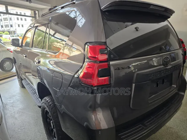 Toyota Land Cruiser Prado 2020 - 1