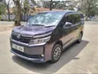 Toyota Voxy 2015 Zambarau - 2