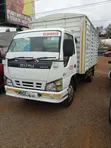 Isuzu NMR 2015 Nyeupe - 1