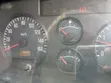Isuzu NMR 2015 Nyeupe - 3