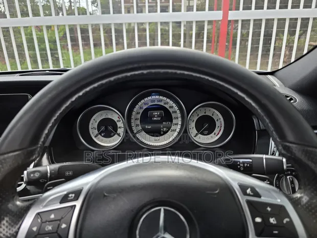 Mercedes-Benz E250 2016 Nyeupe - 1