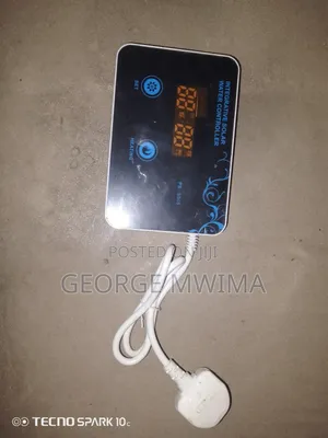 Victron Energy Kidhibiti Maji cha Solar