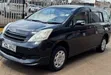 Toyota Isis 2010 Black - 2
