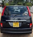 Toyota Isis 2010 Black - 4