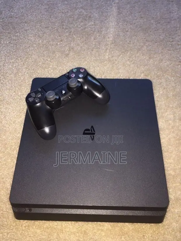 PlayStation 4 Slim Console (Iliyo tumika) - 1