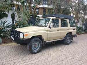 Toyota Land Cruiser 2012 Beige