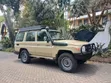 Toyota Land Cruiser 2012 Beige - 5