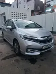 Honda Fit Shuttle Hybrid 2016 Nyeupe - 2