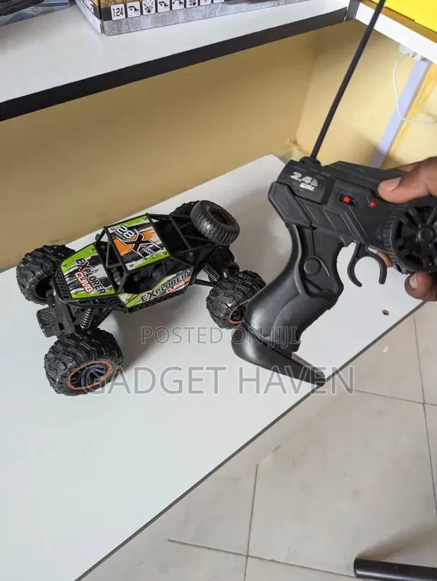4WD Off-Road RC Monster Drift Car - 1