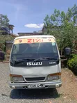 Isuzu NHR Mini Truck - 1