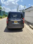 Toyota Noah 2013 Gray - 4